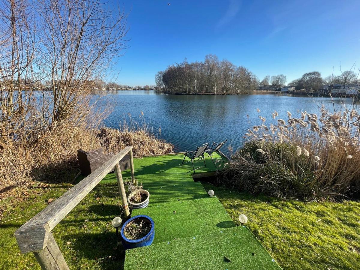 Lakeside Retreat 2 With Hot Tub, Private Fishing Peg Situated At Tattershall Lakes Country Park Luaran gambar